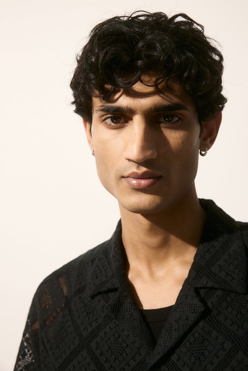 H&M REGULAR FIT CROCHET-LOOK RESORT SHIRT