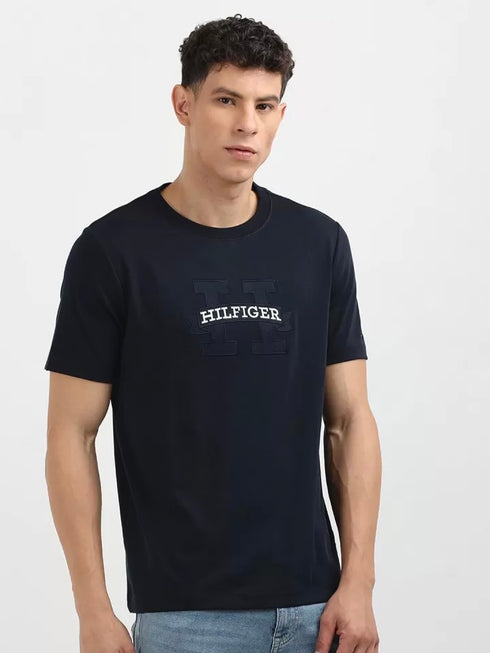 TOMMY HILFIGER SCROLL GRAPHIC TEE BLACK SLIM-FIT