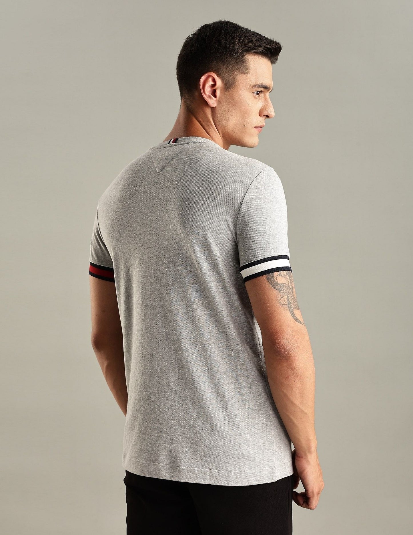 Tommy Hilfiger Slim-Fit Plain Men's T-Shirt Grey