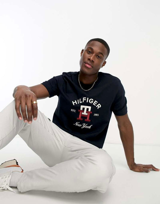 Tommy Hilfiger Graphic Logo Black Cotton Slim-Fit T-Shirt